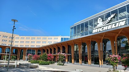 Illustration La course effrénée aux profits