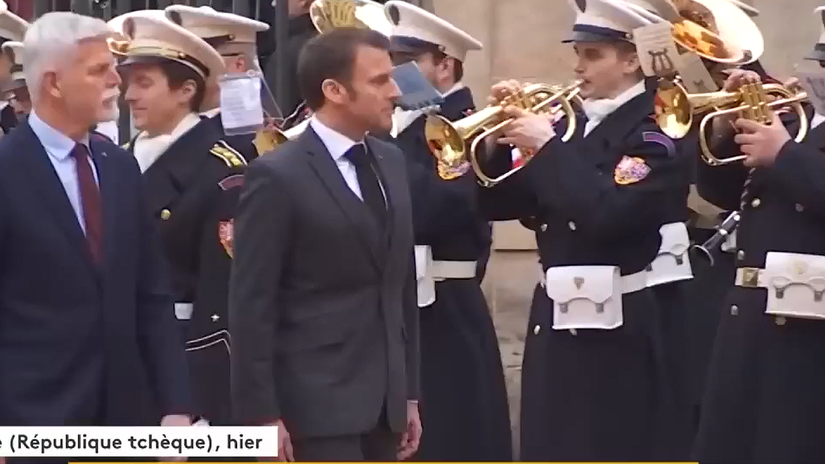 Illustration - Non à la guerre impérialiste avec la peau des prolétaires ukrainiens et russes !